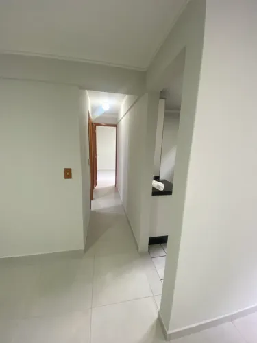 Alugo apartamento anual centro