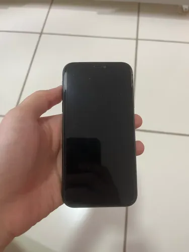 iPhone 11 sem Face ID 