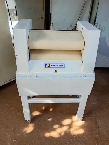Modeladora rolos de 50 cm Brasforno