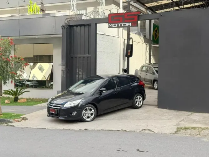 Ford Focus 1.6 S/se/se Plus Flex 8v/16v 5P 2015