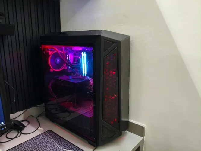 Computador gamer com rtx5060ti 8gb Ryzen 7 5800x