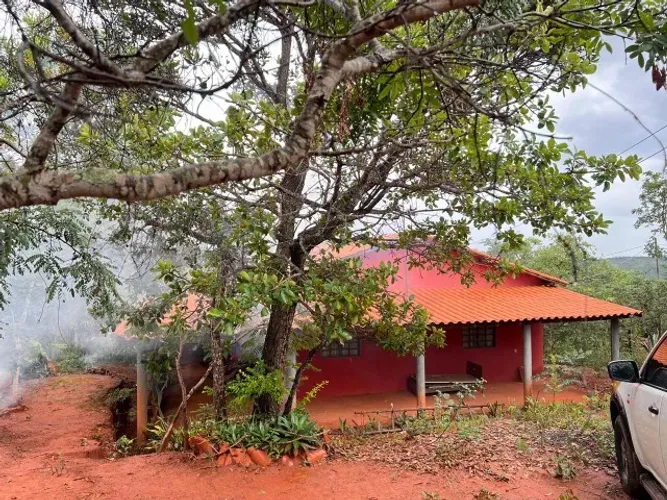 CHÁCARA À VENDA - 1.500 METROS a 15 KM DE MONTES CLAROS Saída para Bocaiúva