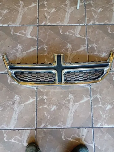 Grade Dodge Journey / Freemont 2012 2013 2014  (68080192AA) (Detalhe)