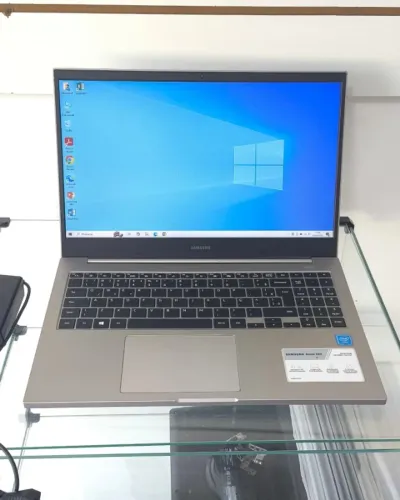 Notebook Samsung Book E20 | Celeron 5205U | 4GB | 128GB SSD | UHD | 15.6"