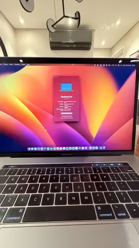 MacBook Pro 15" 2017 (i7 2,9GHz, 16GB, Touch Bar) Ótimo Estado