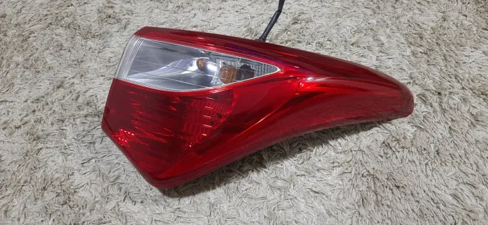Lanterna traseira lado direito Hyundai Hb20 hatch - original