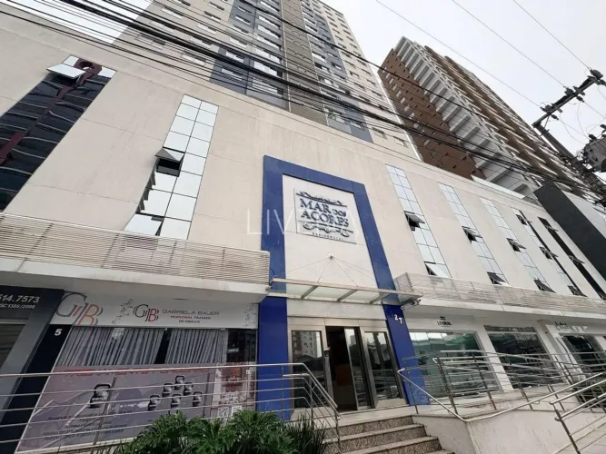 Apartamento mobiliado de 3 dormitórios no Centro de Itajaí