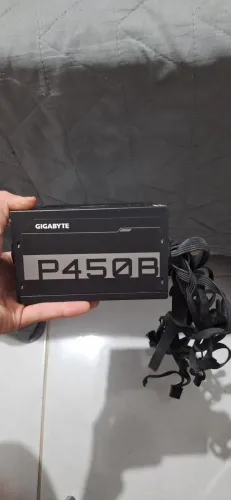 Fonte Gigabyte 450 W
