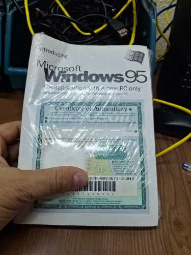 Windows 95 lacrado 