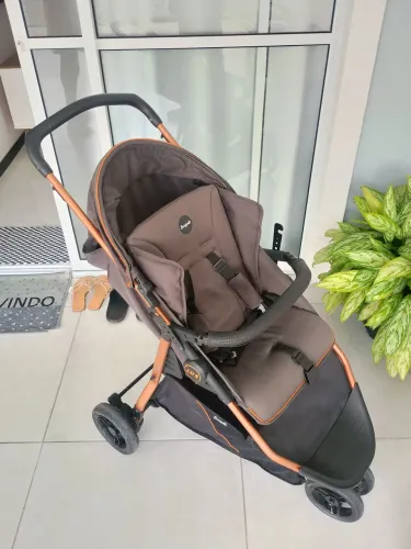 Carrinho de bebê Burigotto CR3 conservadissimo