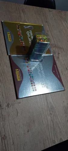 album capa dura prata ou dourado copa de 2022 com todas as figurinhas para colar