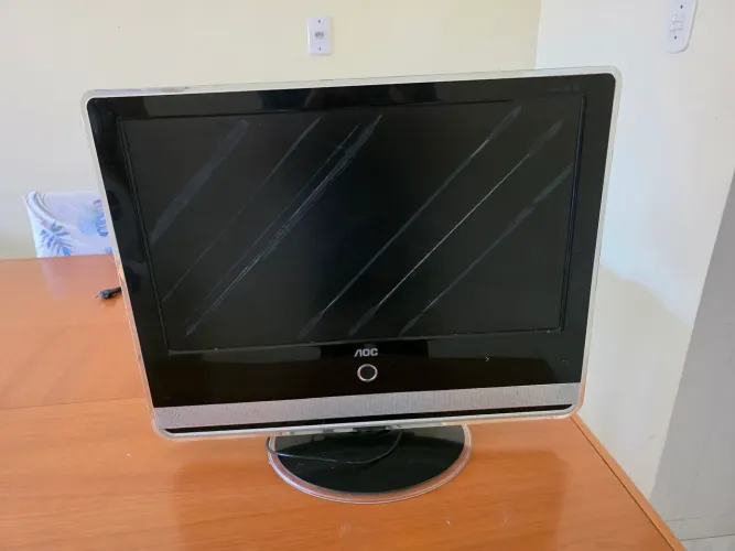 TV/Monitor AOC 21,5" Full HD - Para Reparo ou Aproveitamento de Peças
