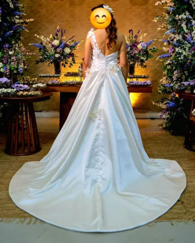 Vestido de Noiva Exclusivo