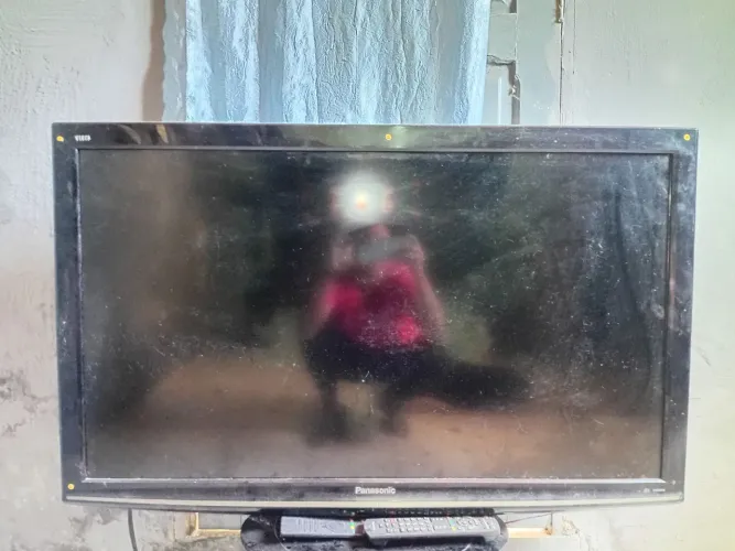 Tv Grande Panasonic 42 nao é smart