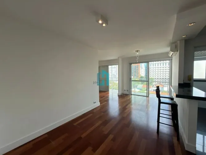 Apartamento para aluguel em Moema, SP.