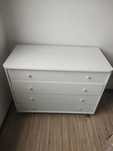 CÔMODA