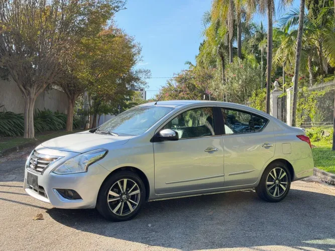 Nissan Versa Unique 1.6 16V Flexstart 4P Aut. 2018