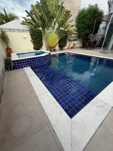 ALUGO CASA NO CONDOMINIO BELVEDERE