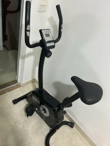 Bicicleta Ergométrica Odin Century - Excelente estado!!!