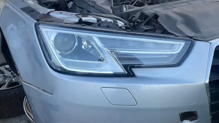 Farol do Audi A4 Lado direito 2017 2018 2019 