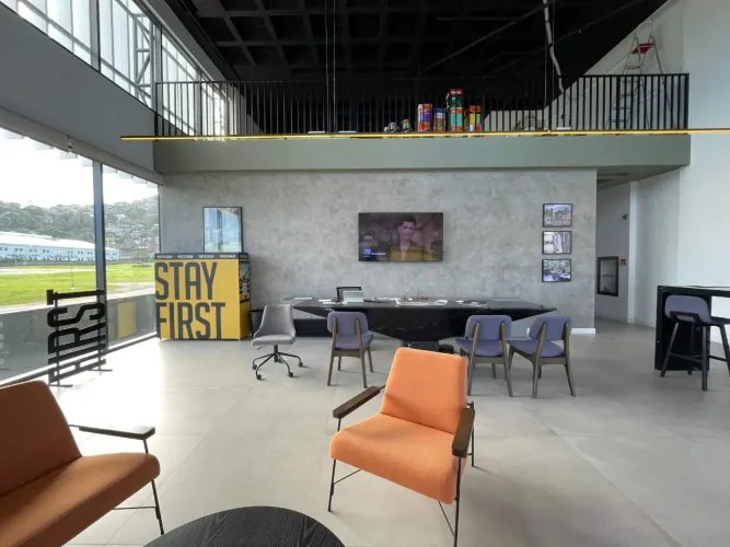 Saco Grande | Loja Comercial 197m² no First