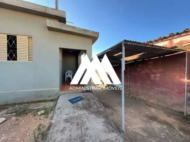 Vendo casa com 90m² de construção com lote de 430 m² no Residencial Morro do Sol- Itaúna/M