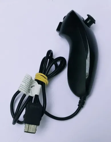 Controle Nunchuk Original Preto - Nintendo Wii - No Estado