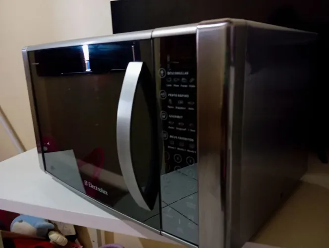 Microondas 31L inox espelhado 