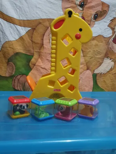 Girafa Fisher Price Musical - 4 Blocos