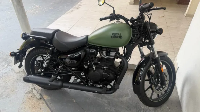 ROYAL ENFIELD METEOR 350 - IMPECÁVEL