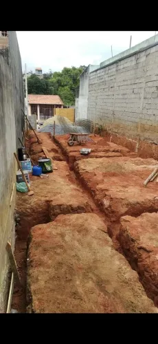 Terreno com estrutura no ponto de laje