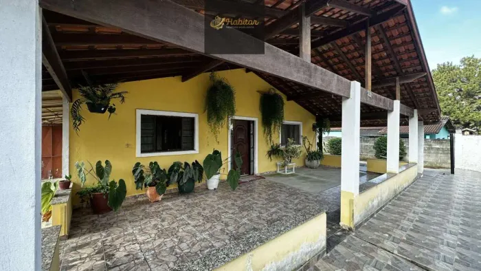 Chácara à venda em Bom Sucesso , Pindamonhangaba, com 4 quartos, 1095 m2 de terreno e 474m
