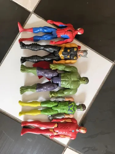Bonecos super heróis 