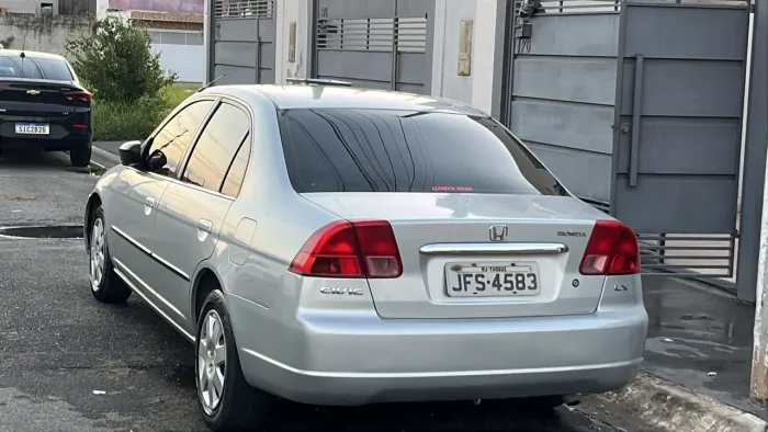 Honda Civic Sedan LX 1.7 16V 115cv Mec. 4P 2001