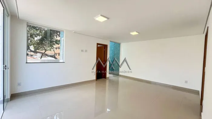 Cobertura à Venda no Santo Antônio | 200 m² - 4 quartos