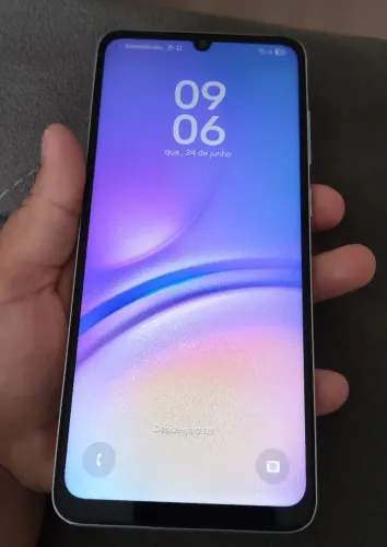 Samsung Galaxy A05 128GB Prata - Semi Novo