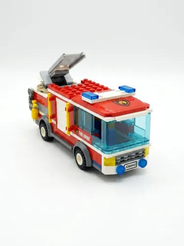 Caminhão de Bombeiros Lego City original faltando algumas peças