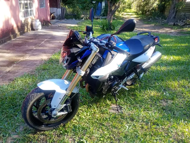 F800 r. Muito bem cuidada 