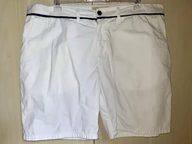 Bermuda Ad life style tam 42