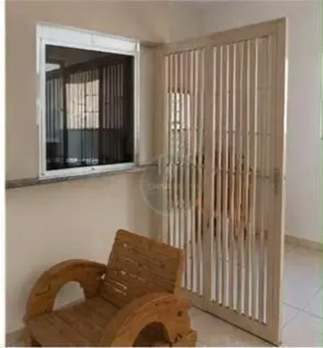 Casa com 2 dormitórios à venda, 180 m² por R$ 400.000 - Josa Bernardino II - Uberaba/MG