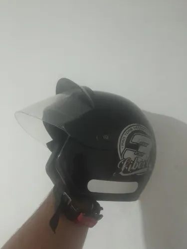 Capacete