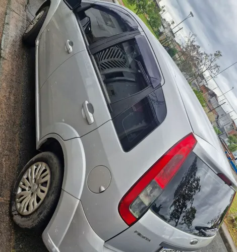 Ford Fiesta S 1.0 8V Flex 5P 2014