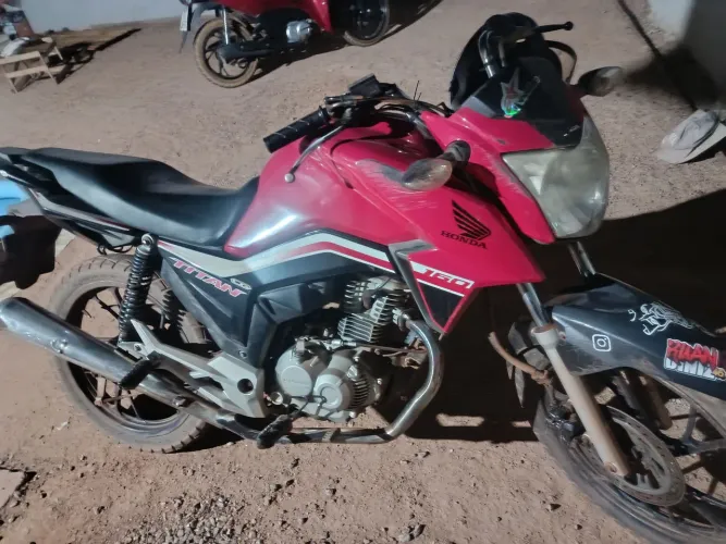 Vendo Titan 160 pra fazenda