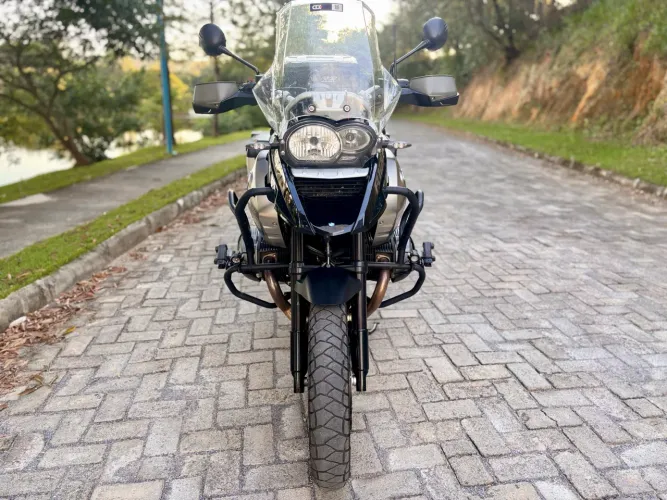 BMW 1200 triple black zerada