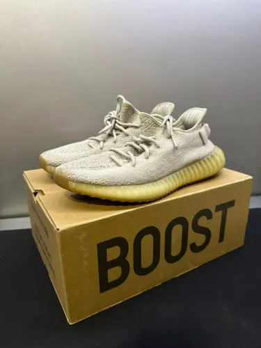 Yeezy Boost 350 V2 (Sesame) - Usado