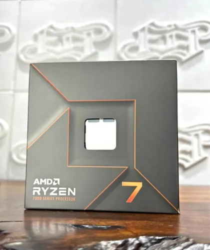 AMD Ryzen 7 7700