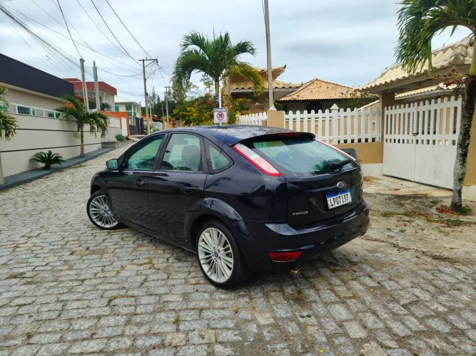 Ford Focus 2.0 16v/se/se Plus Flex 5P Aut. 2011