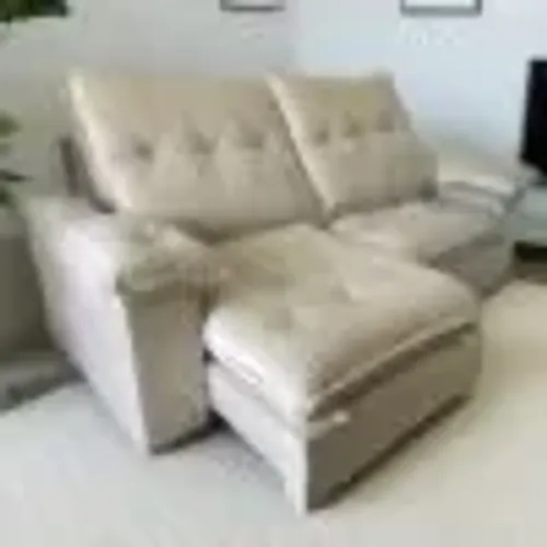 Sofá Retrátil Reclinável Amorim 2.50m em Veludo Bege tt31 S