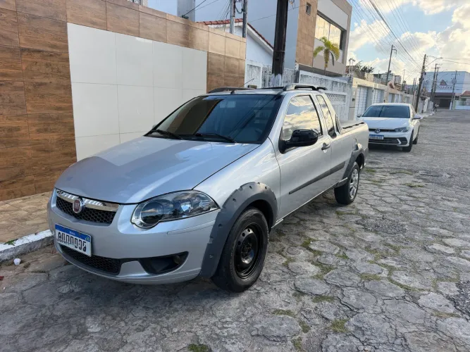 Fiat Strada Trekking 1.6 16V Flex CE 2013