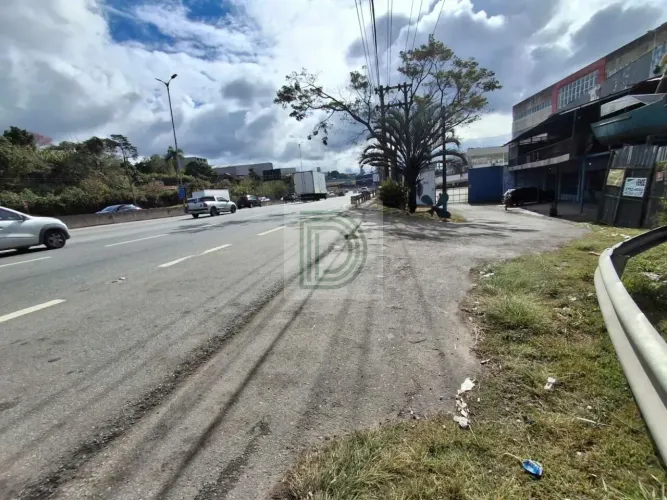 Terreno à venda na Granja Viana - Km 21 da Raposo Tavares